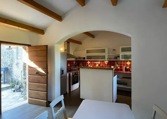 Cap Corse - - Maison De Charme 6 Personnes *